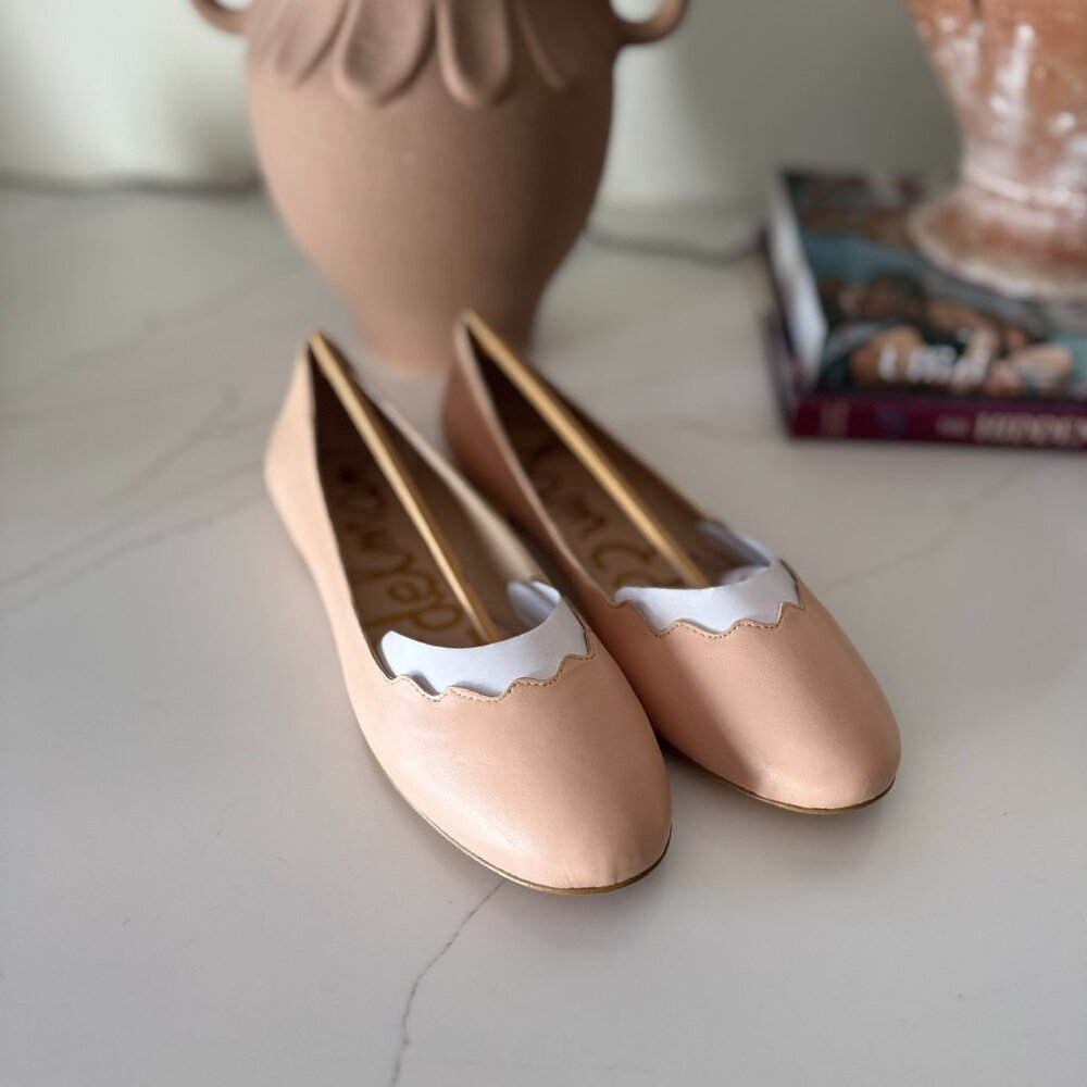 Sam Edelman Finnegan Scalloped Ballet Flats Nude Beige Size 8 NEW